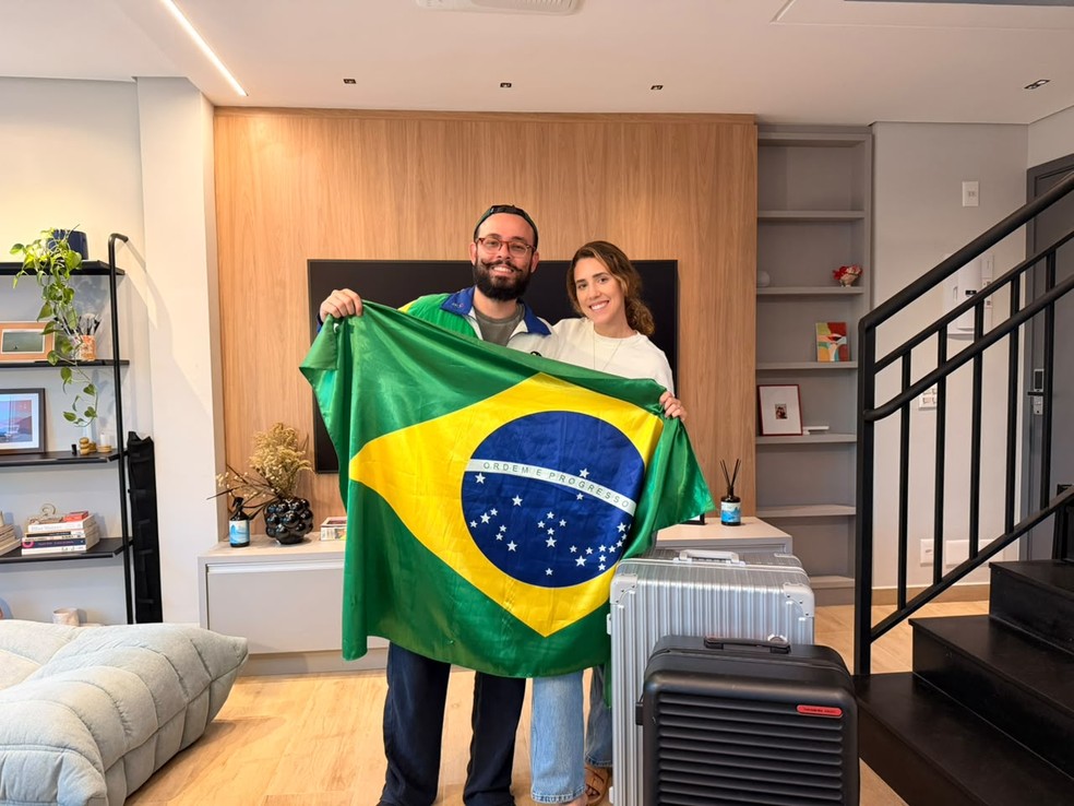 Casal brasileiro gasta R$ 46 mil para ver um jogo do Brasil na Copa — Foto: Arquivo pessoal