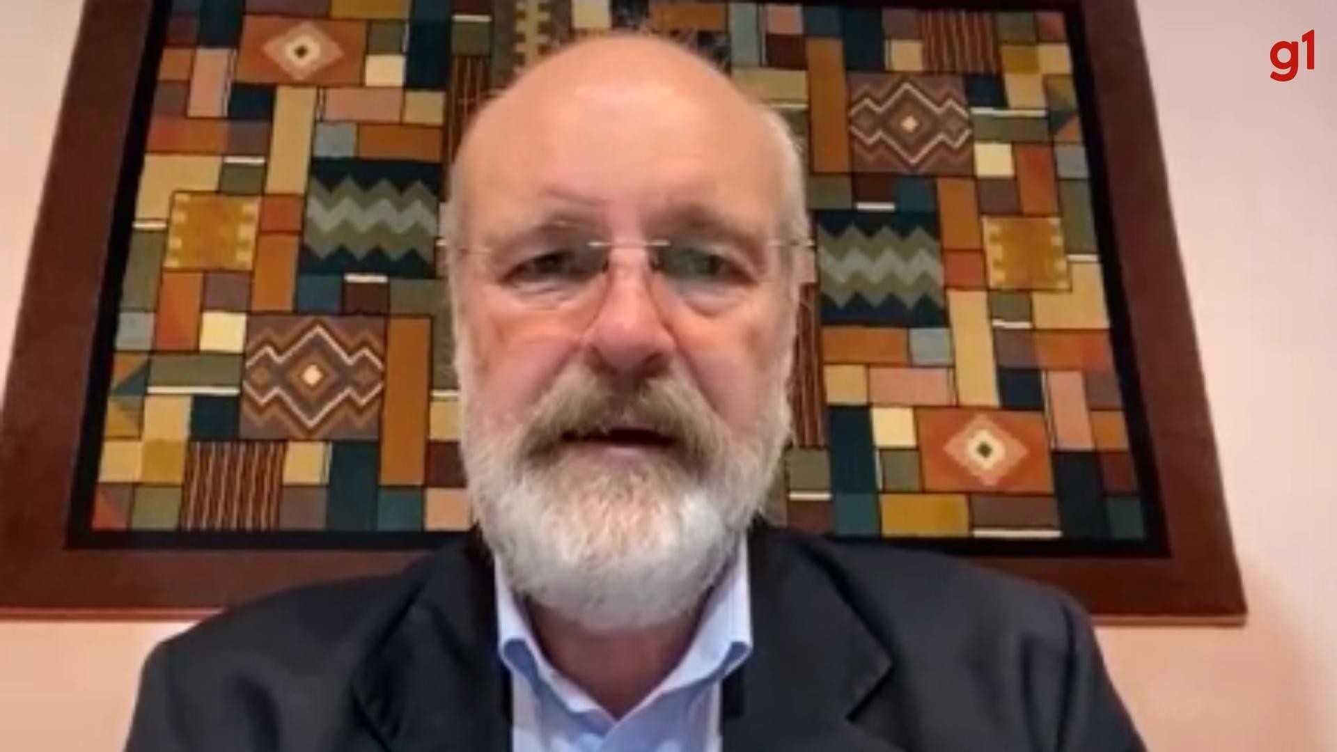 'Se viesse um brasileiro, meu tom de voz seria diferente', diz jornalista paranaense que vai anunciar novo papa em canal oficial da Santa Sé