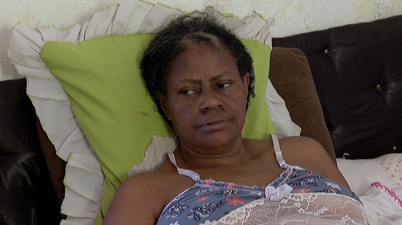 'Achei que era só um galho', diz mulher que sobreviveu à queda de árvore em Ribeirão Preto, SP