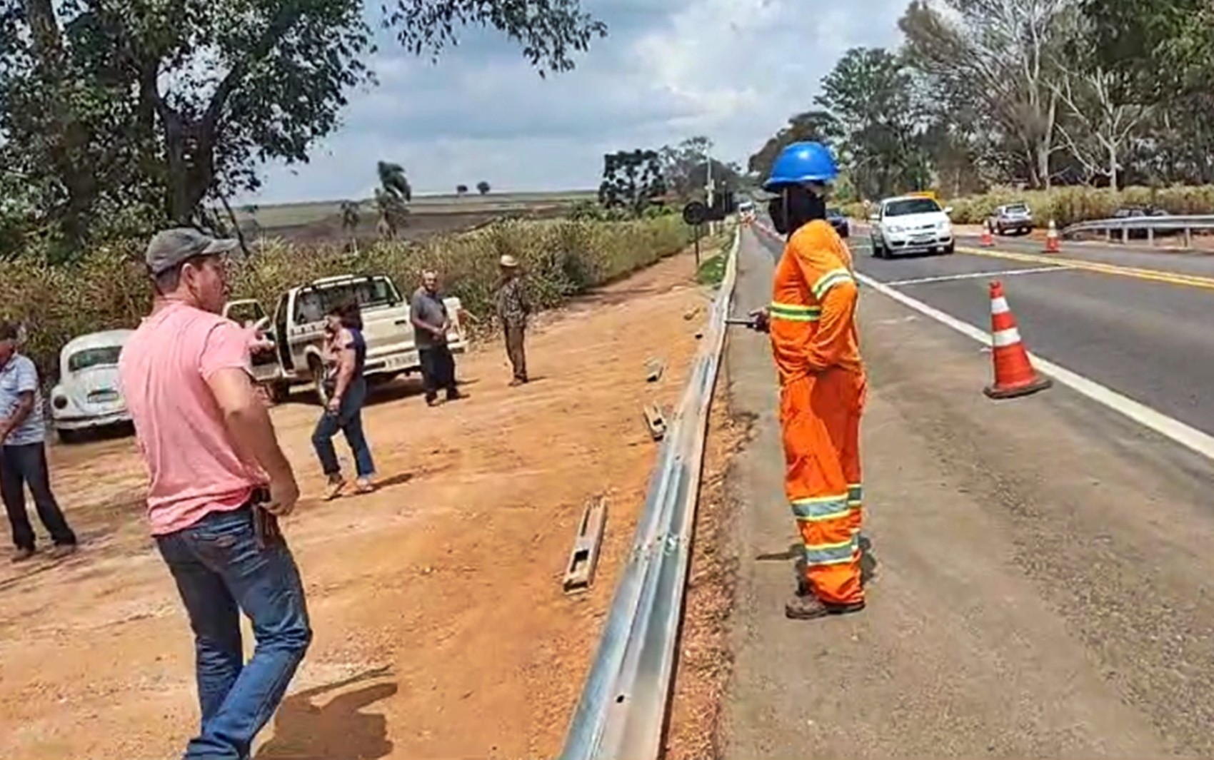 Clube de tiro esportivo consegue liminar para que concessionária retire barreira de acesso próximo a bairro em Muzambinho, MG