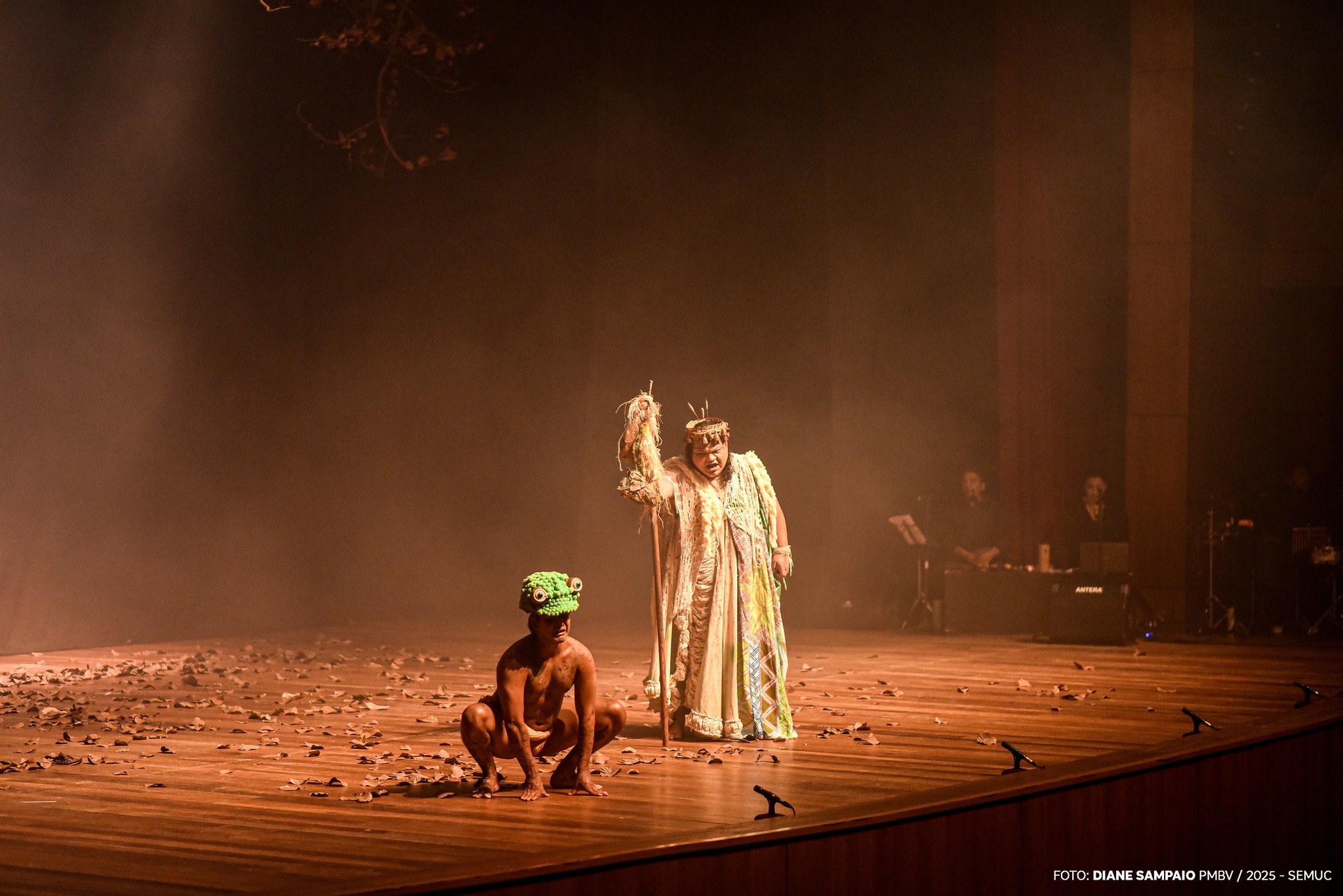 Projeto “Escola vai ao Teatro” leva alunos a uma experiência cultural inesquecível