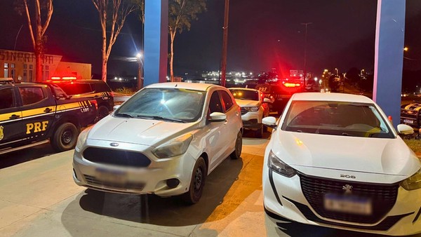 Carros apreendidos durante fiscalização do feriado da Independência — Foto: Divulgação/ PRF