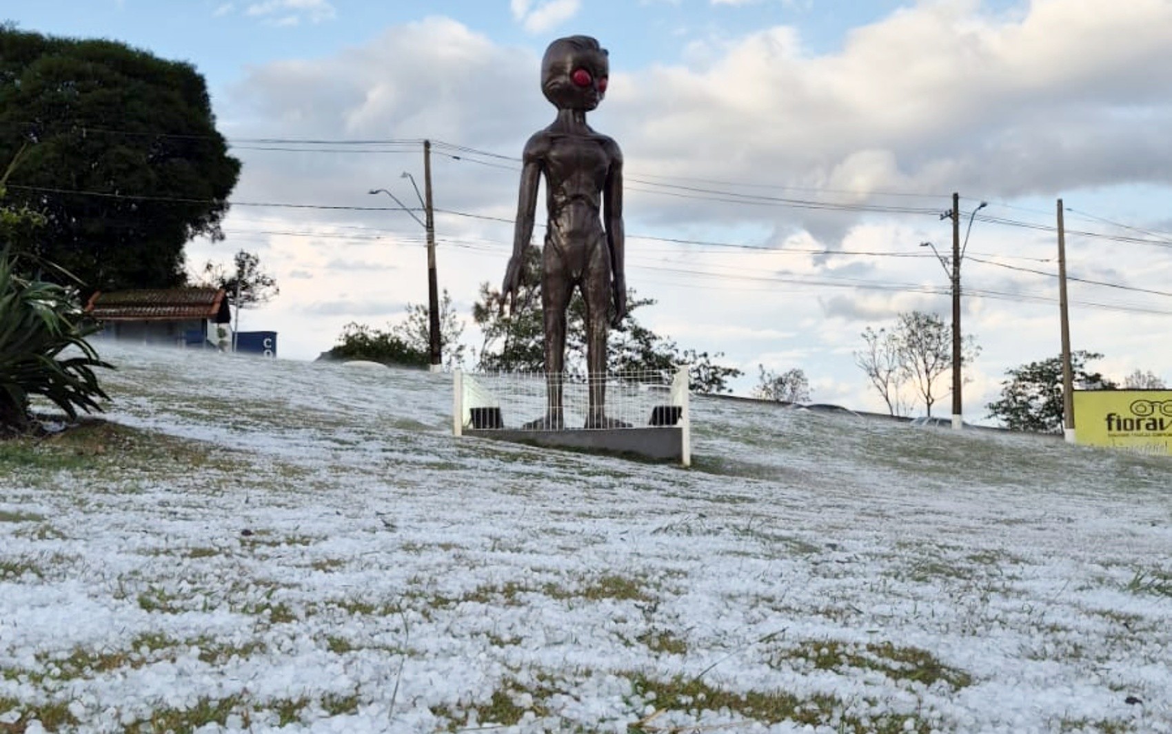 VÍDEO: Chuva de granizo atinge pelo menos seis cidades do Sul de Minas
