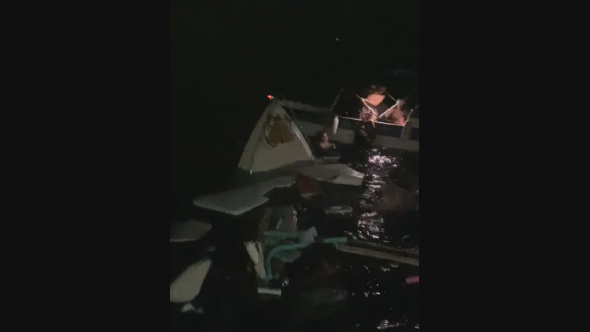 Colisão entre duas embarcações no cais de Santa Luzia, em Angra dos Reis, deixa 3 feridos