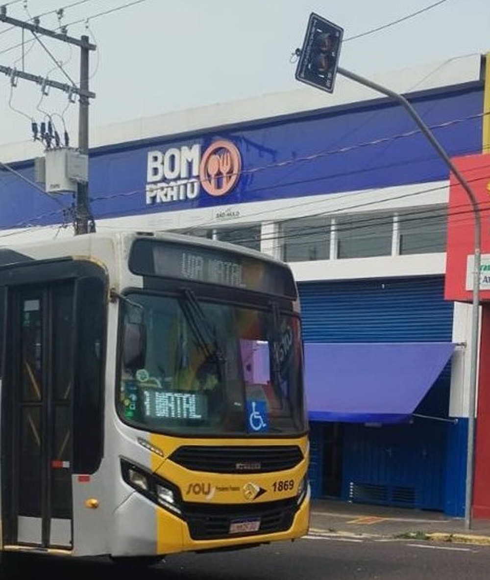 Trecho da Avenida Brasil em frente ao Bom Prato passa a ter semáforos em Presidente Prudente