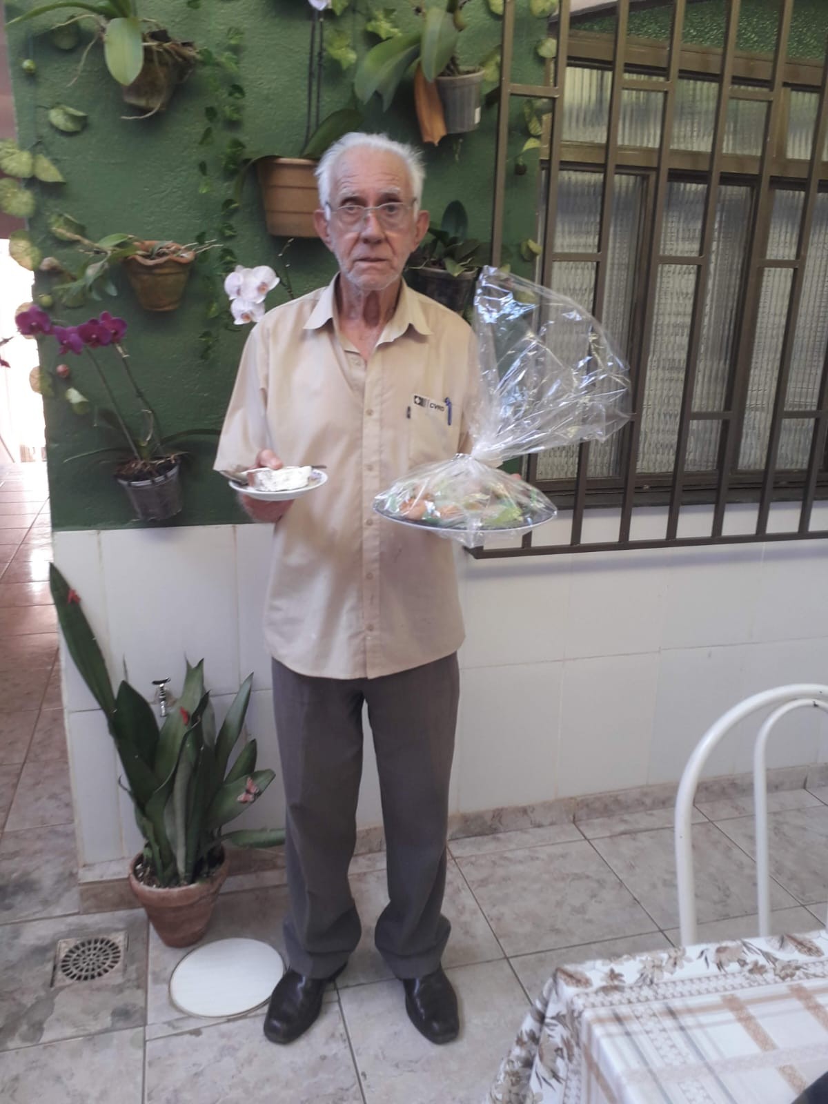 Idoso morre atropelado na faixa de pedestre ao ir comprar remédio para a esposa que estava internada; VÍDEO