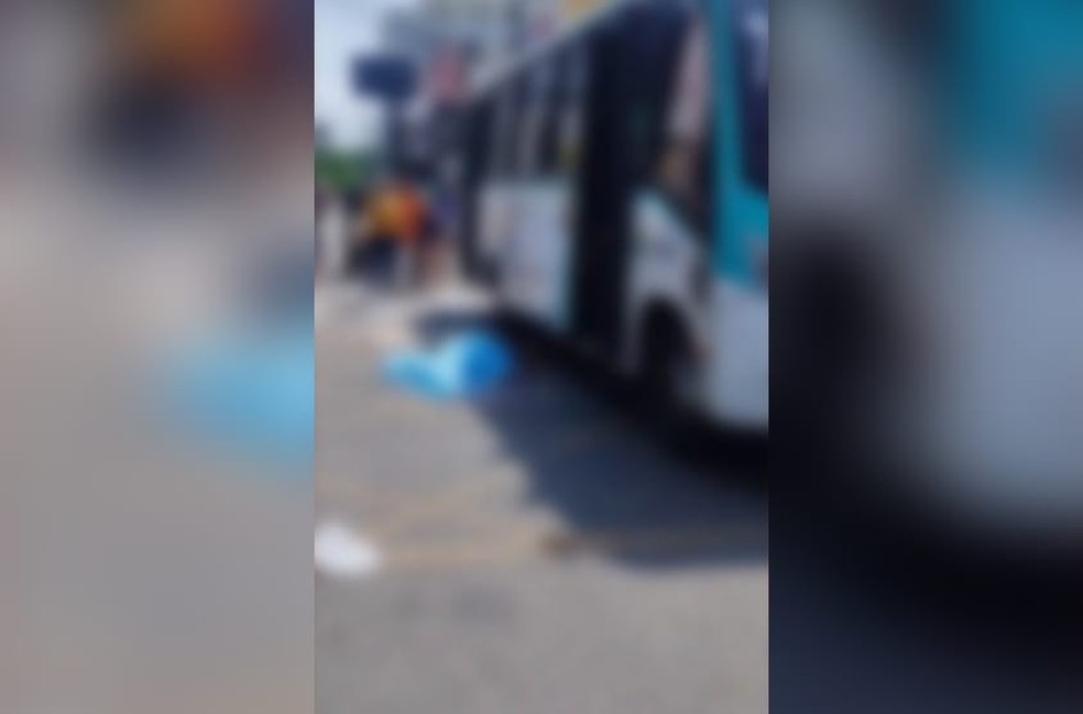 Idosa de 72 anos morre em acidente no Centro de Fortaleza. — Foto: Reprodução