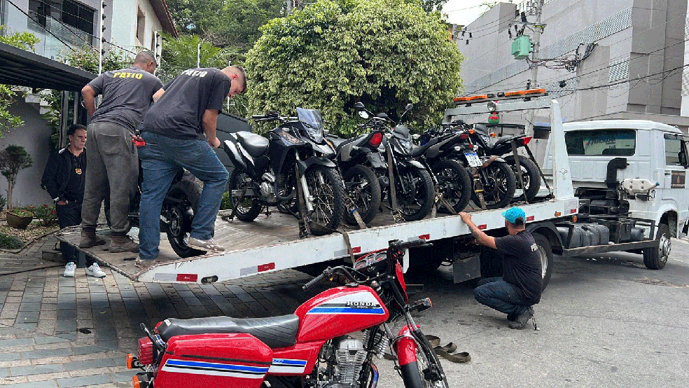 Motos apreendidas em operação policial contra 'rolezinhos' na Zona Leste de São Paulo — Foto: Reprodução/Polícia Civil