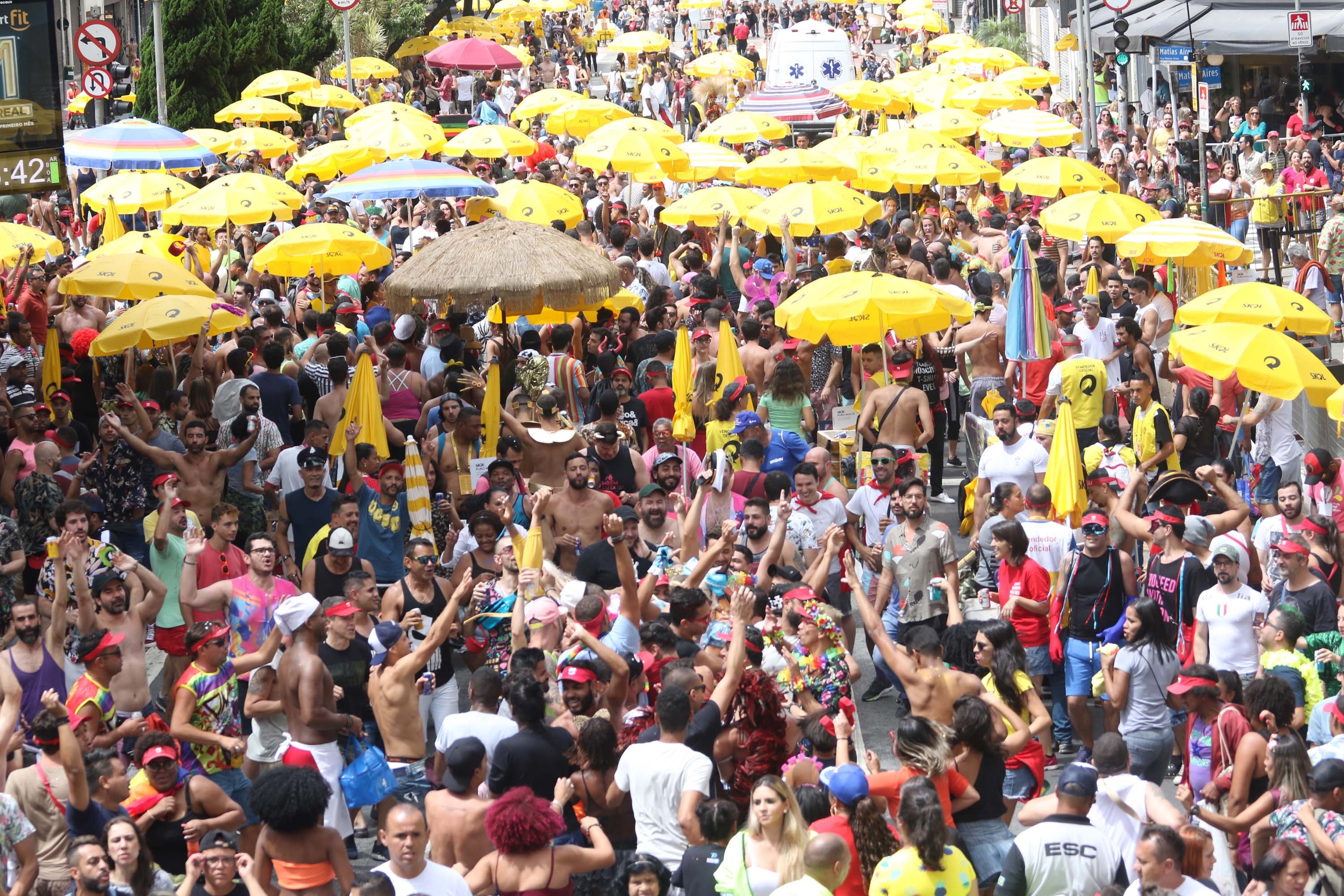 Prefeitura de SP divulga programação de blocos de rua após críticas | G1