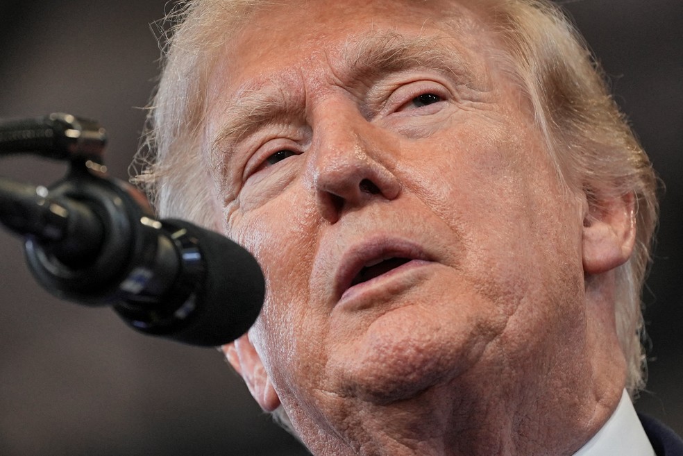 Presidente dos EUA, Donald Trump, durante discurso em 14 de agosto de 2026 — Foto: Ken Cedeno/Reuters