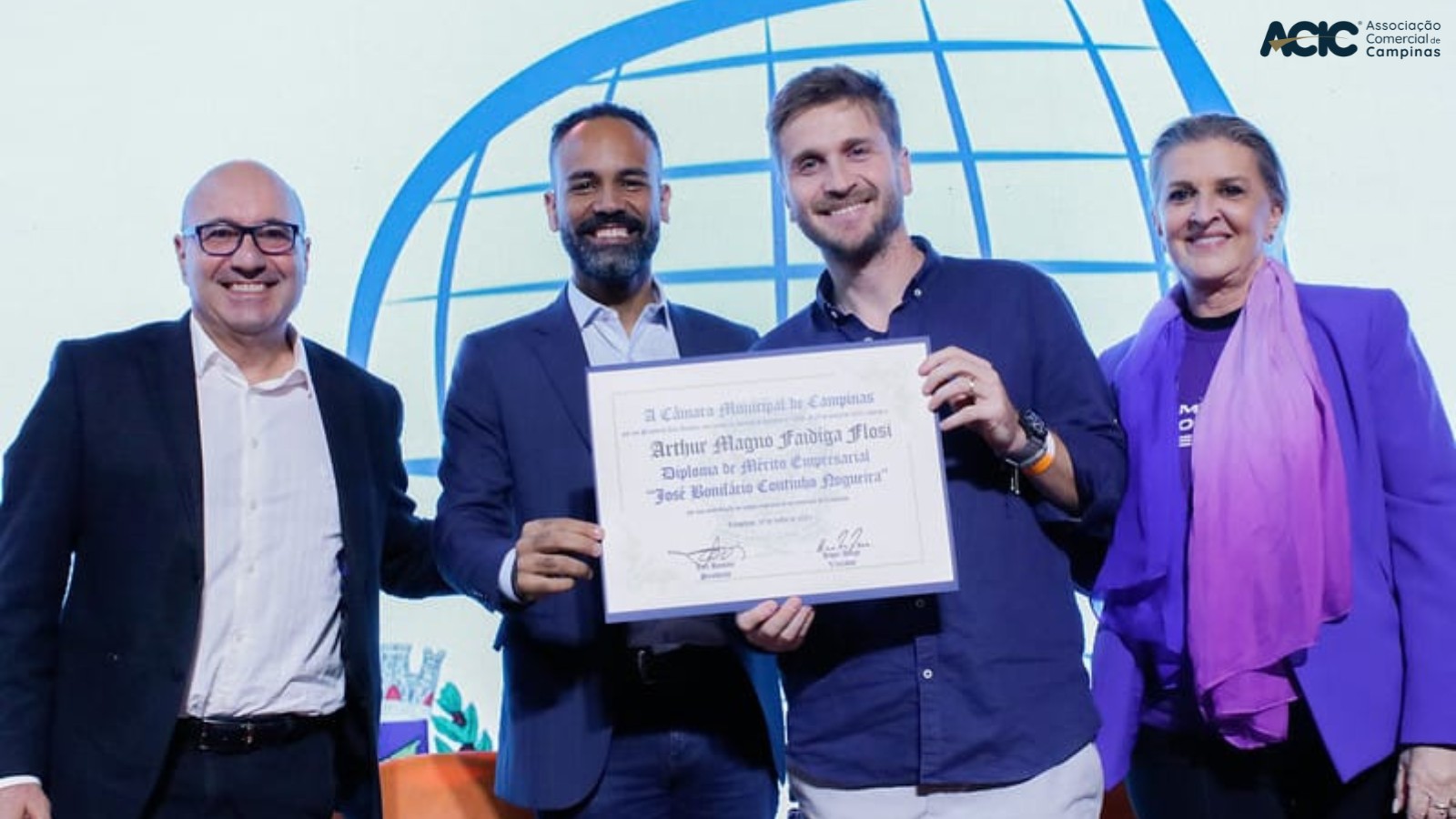 Arthur Flosi é homenageado pela Câmara Municipal de Campinas durante o CIW