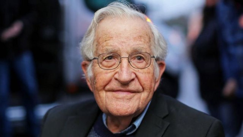 O sociólogo Noam Chomsky, de 95 anos — Foto: Heuler Andrey/ AFP
