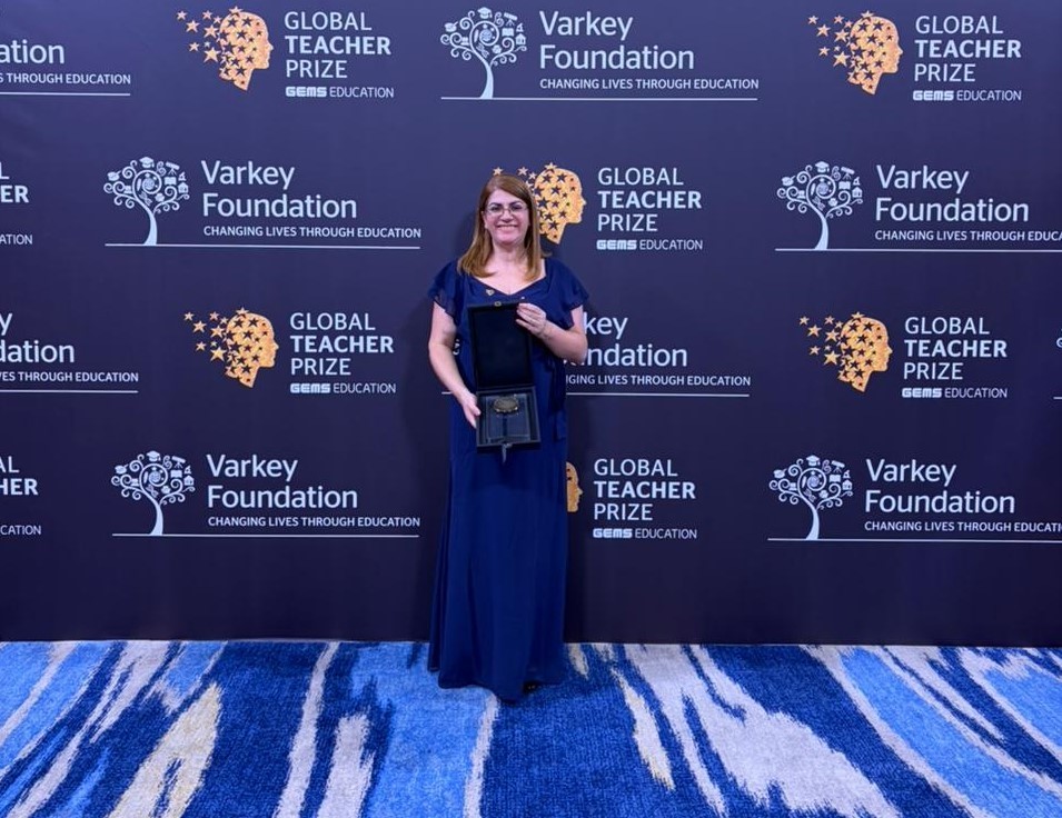 'É a celebração de toda uma trajetória pela educação pública', diz professora de SP eleita educadora mais influente do mundo 