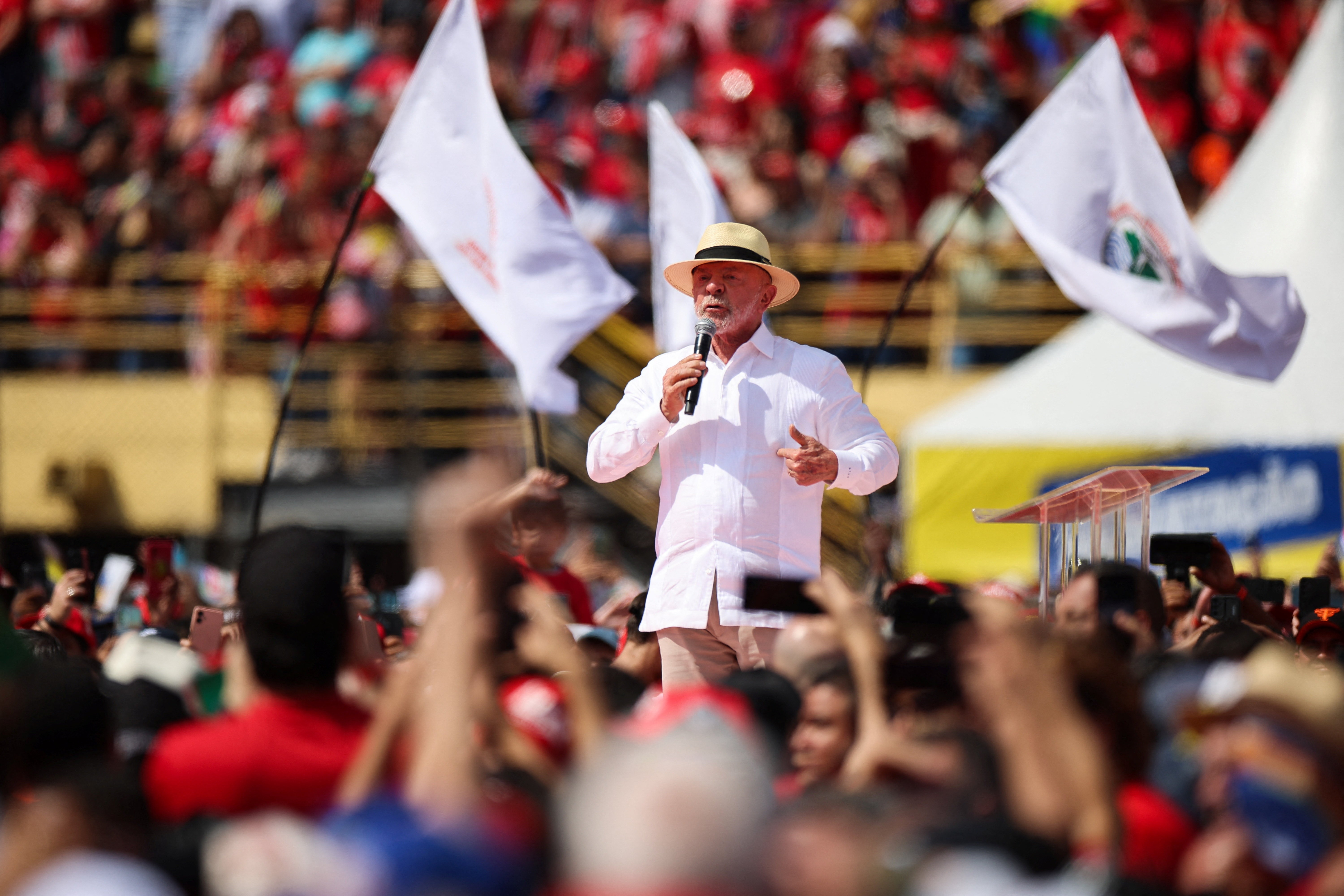 Em 1º ato em SP, Lula promete prender líderes de facções e defende soberania; Janja canta jingle