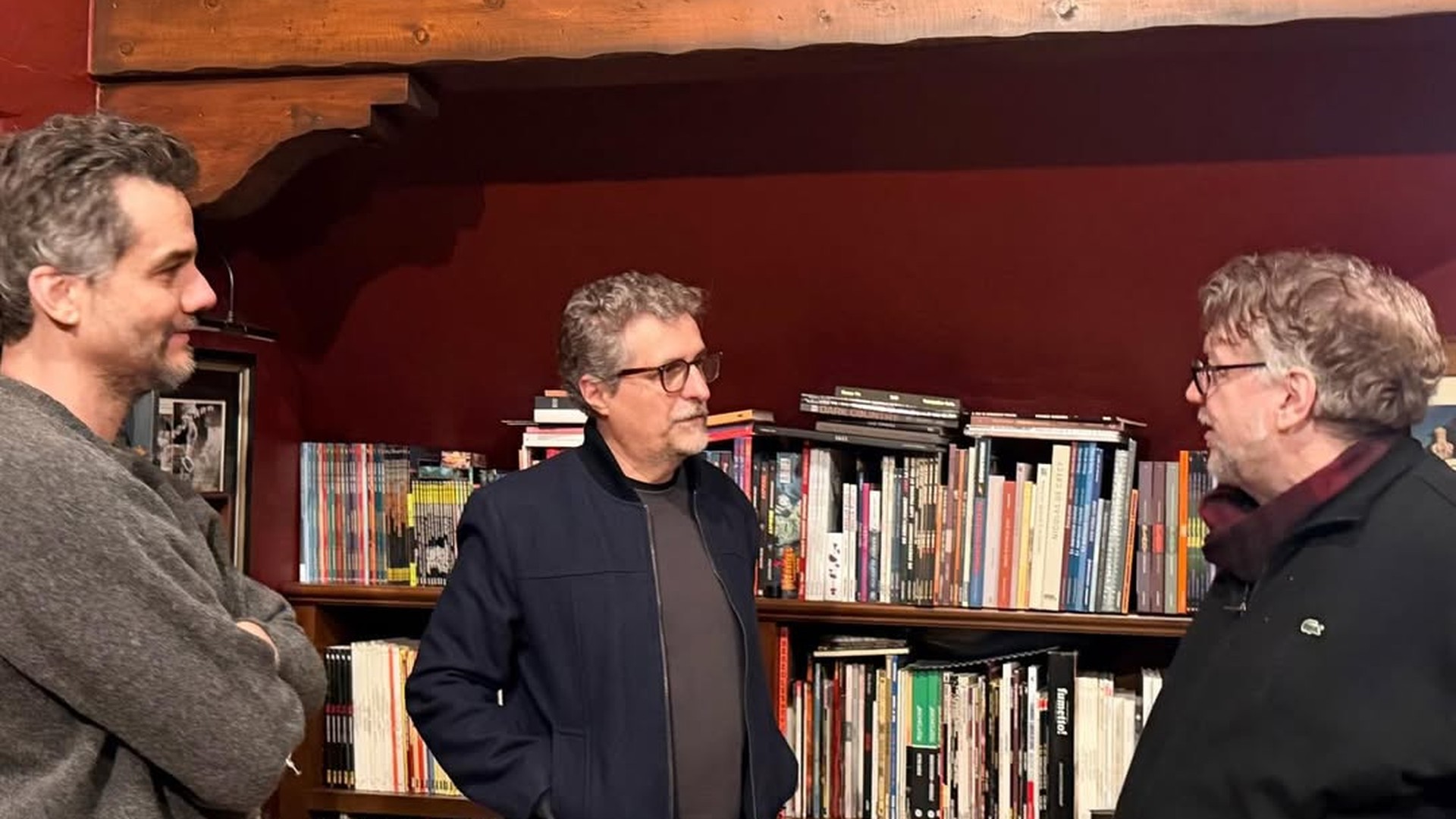 Kleber Mendonça Filho e Wagner Moura se reúnem com Guillermo del Toro: 'Grato pela generosidade'