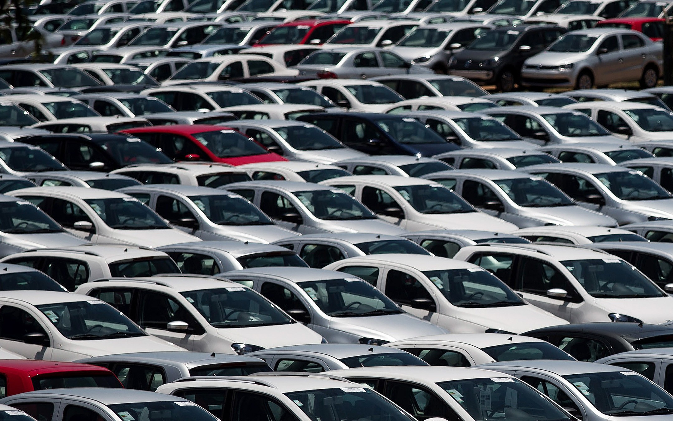 Onda de lançamentos automotivos promete 70 novos modelos no Brasil até 2026