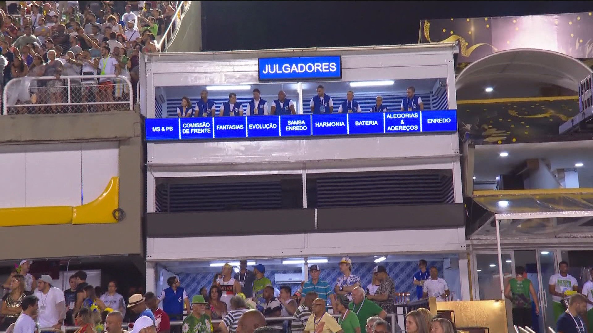 Jurados do carnaval do Rio ficam confinados sem celular e devem esperar para ir ao banheiro; veja curiosidades