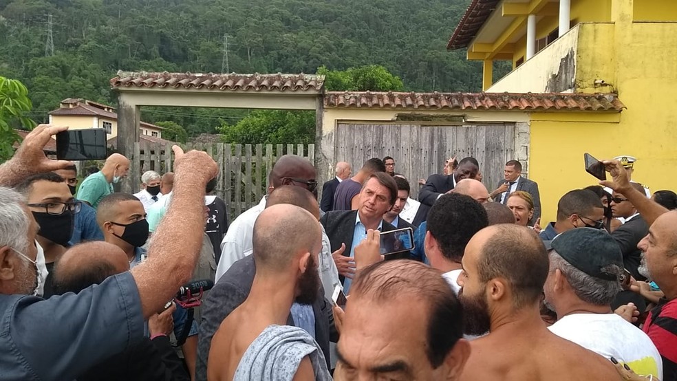 Bolsonaro visita Angra dos Reis para almoçar com prefeito no Colégio Naval  | Sul do Rio e Costa Verde | G1