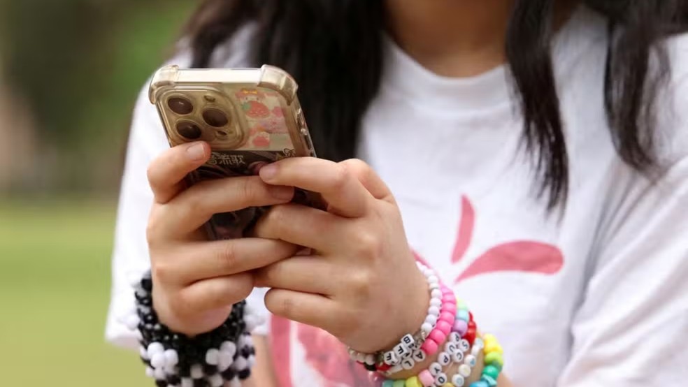 Indonésia proibirá acesso às redes sociais a menores de 16 anos — Foto: Hollie Adams/Reuters