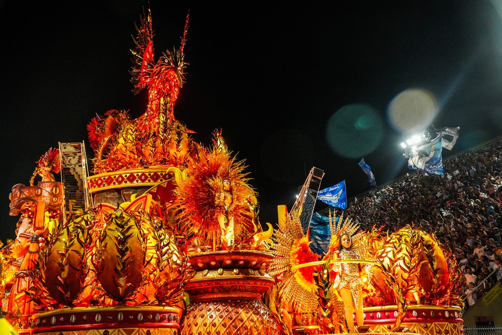 Desfile da Beija-Flor — Foto: Stephanie Rodrigues/g1