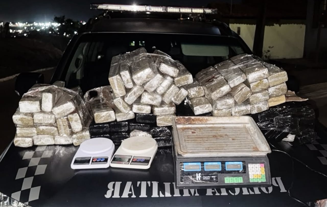 Homem é encontrado morto com marca de tiro na cabeça em imóvel com drogas em Açailândia