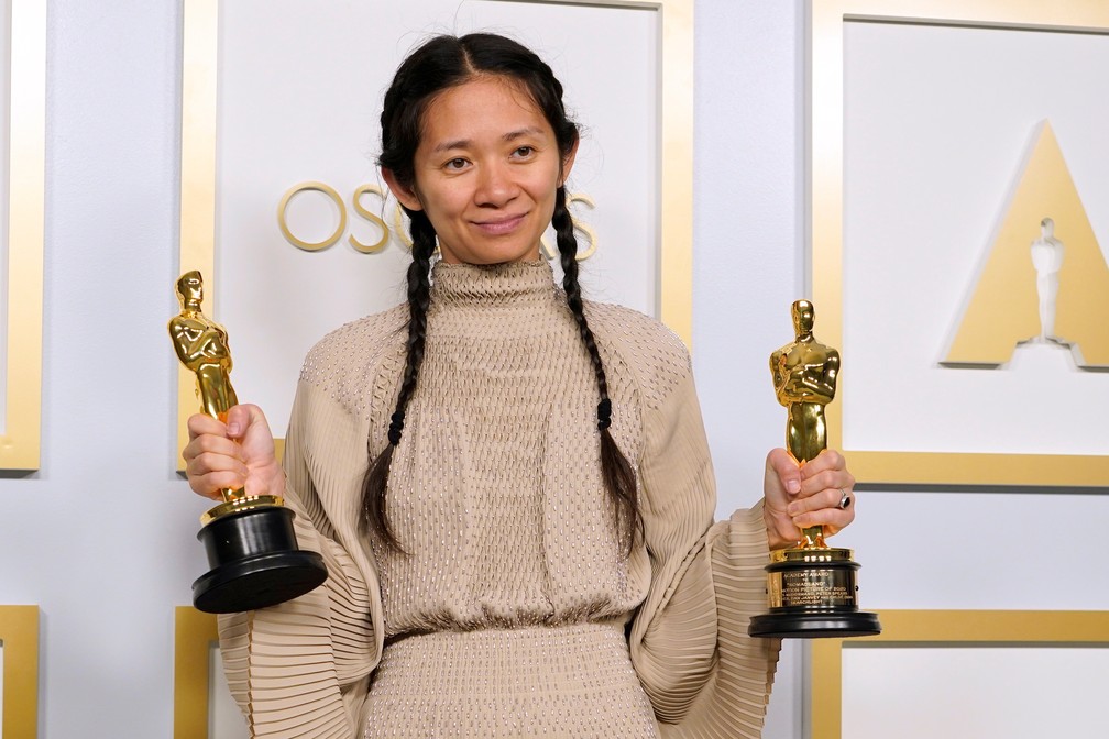 Chloé Zhao vence Oscar e Marvel ganha sua primeira diretora ganhadora de  Oscar | Oscar 2021 | G1