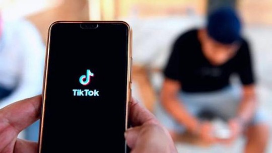 Suprema Corte sinaliza que vai manter lei que pode banir TikTok nos EUA - Foto: (AFP)
