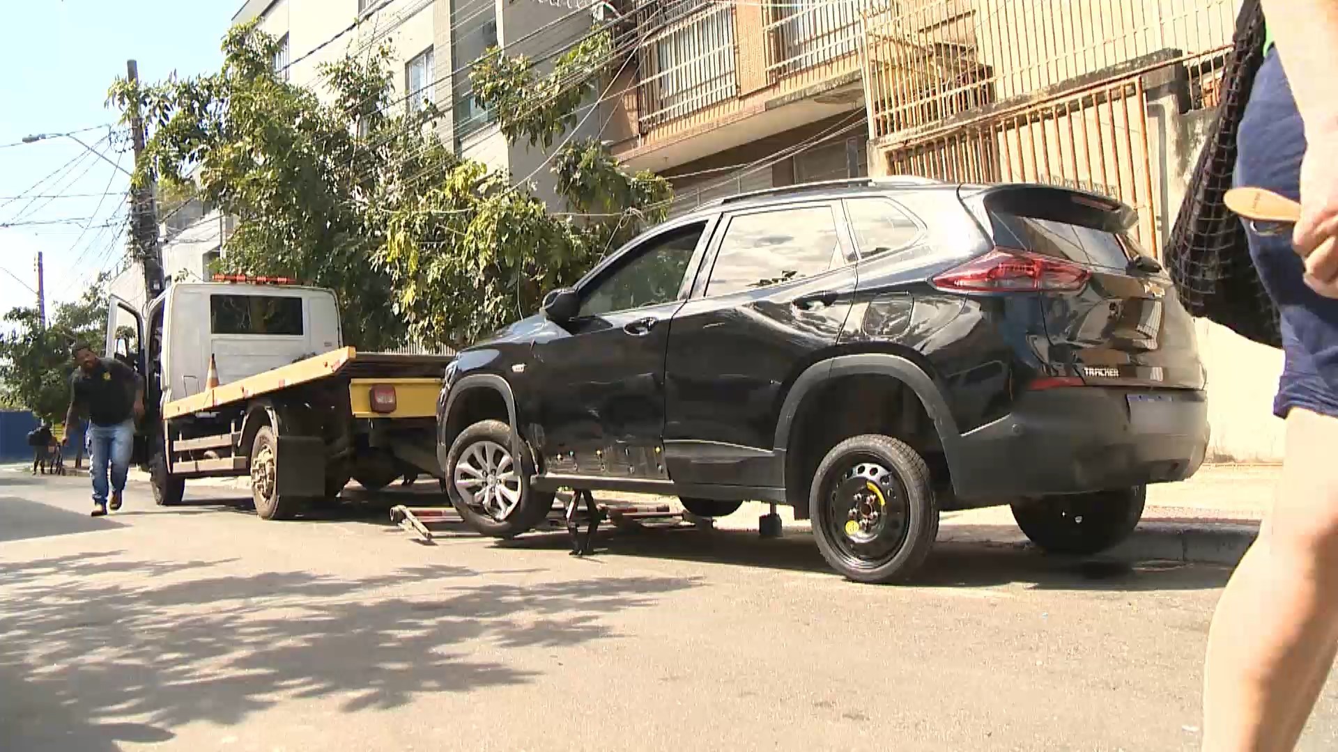 Advogado com sinais de embriaguez é preso após provocar acidente em Vitória