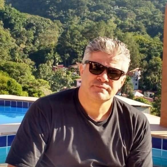 Pastor morre e cinco ficam feridos em acidente em Volta Redonda