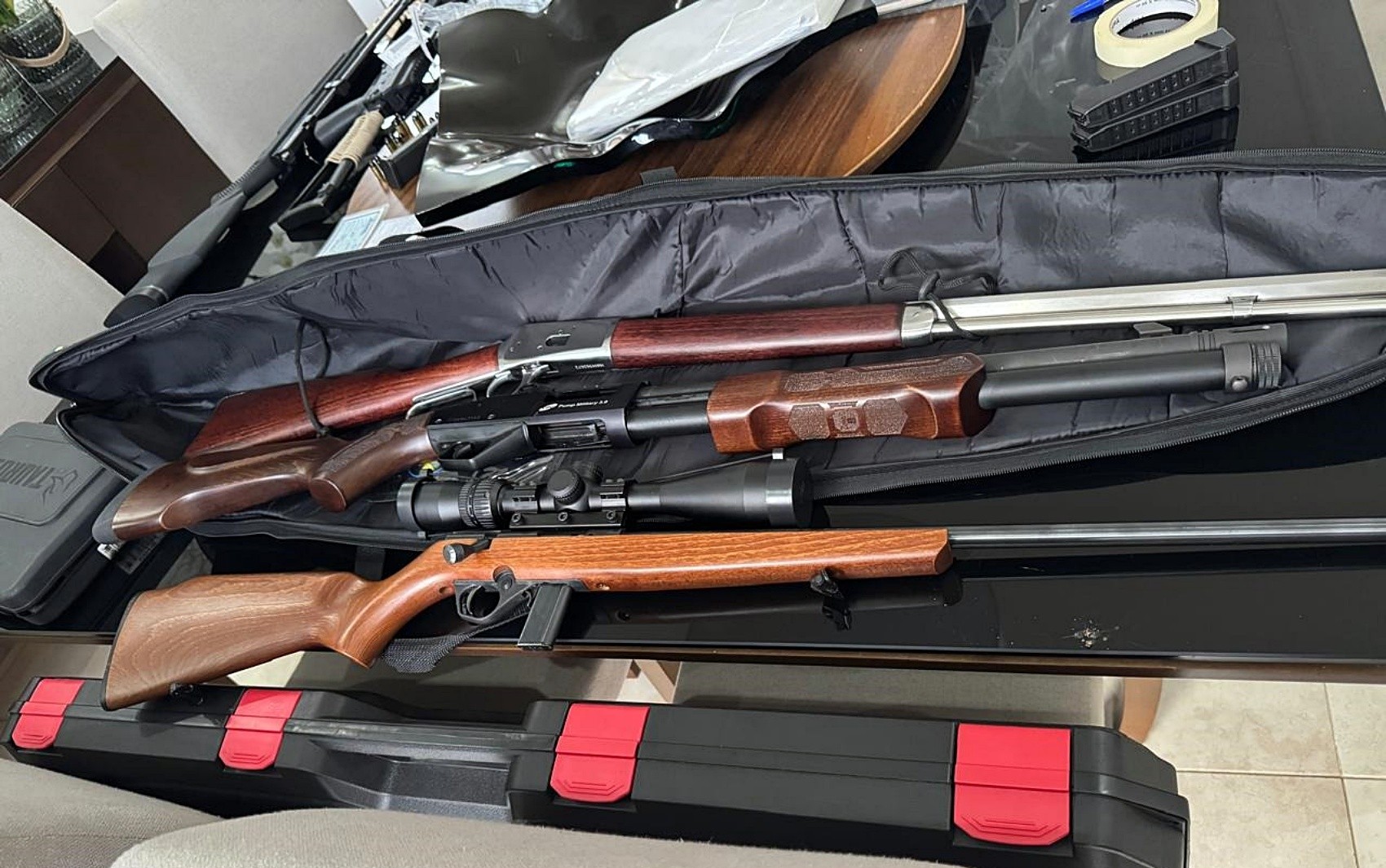 PF investiga tráfico internacional de peças de armas em esquema com CACs em MG