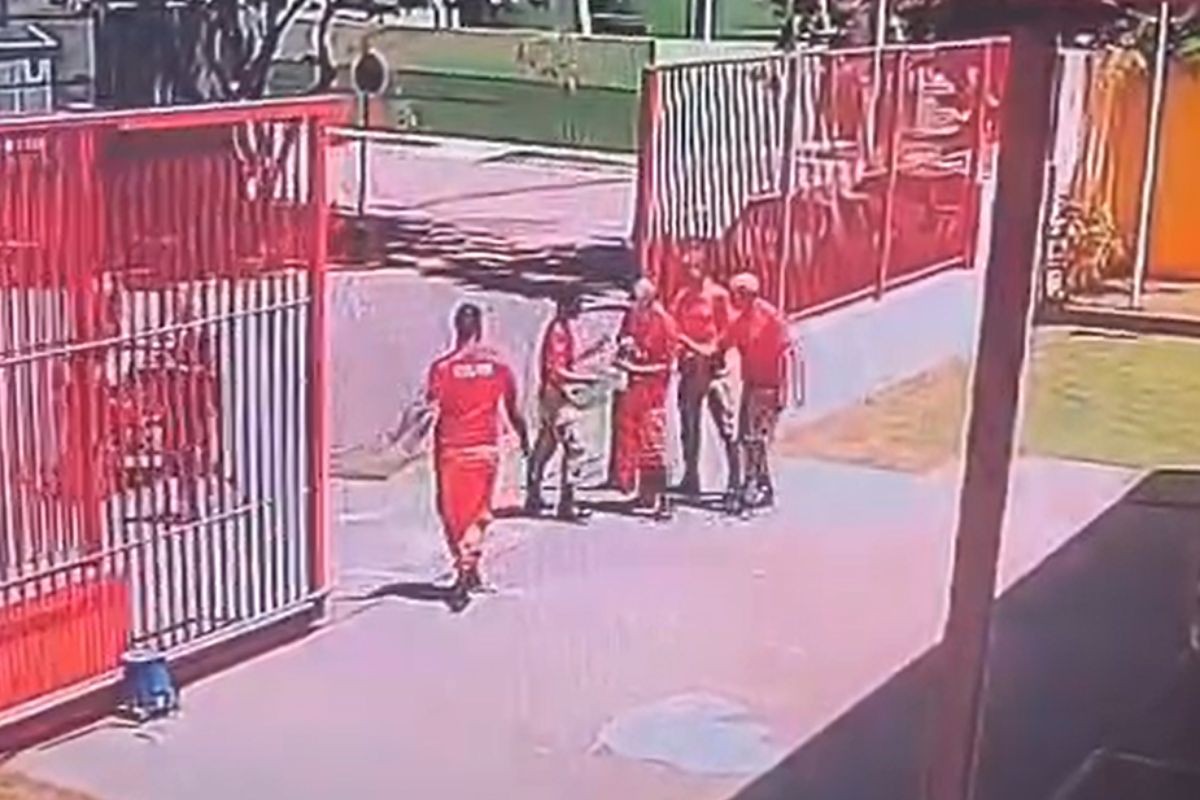 VÍDEO: bebê de 3 meses engasga com leite e é salva por bombeiros em MS