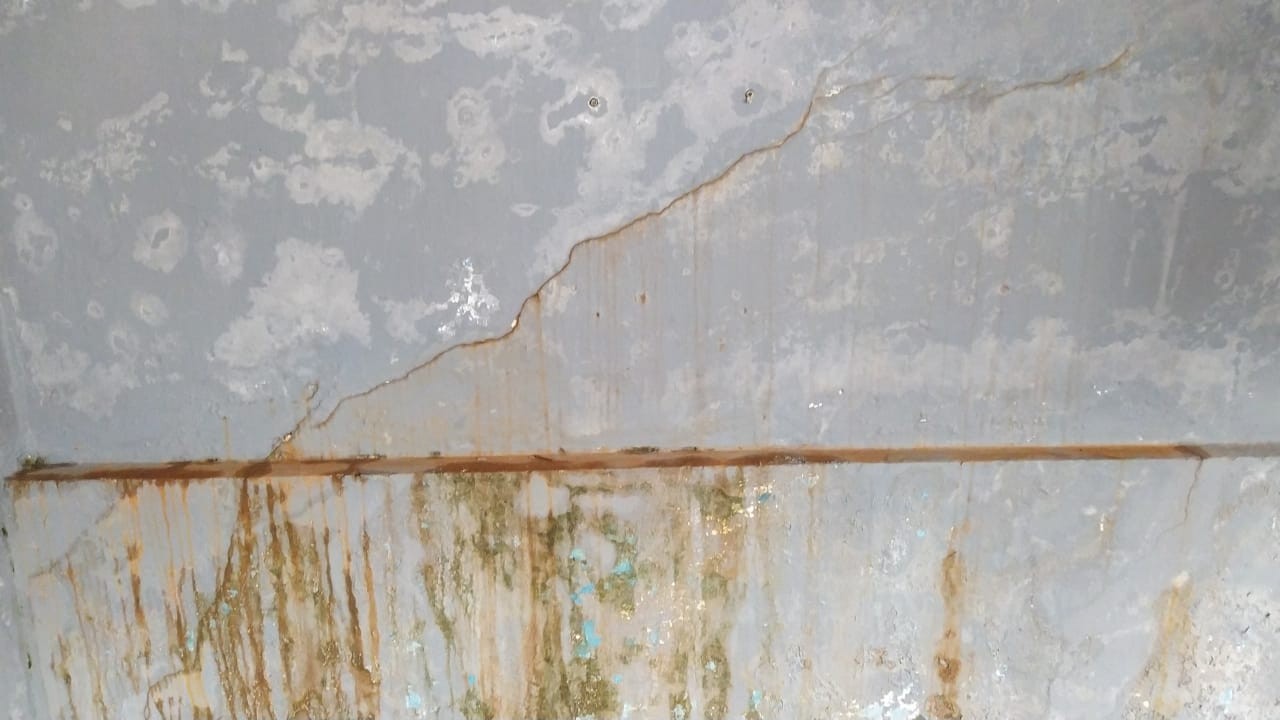 Justiça determina que casal seja indenizado após alugar imóvel com danos na estrutura em Natal