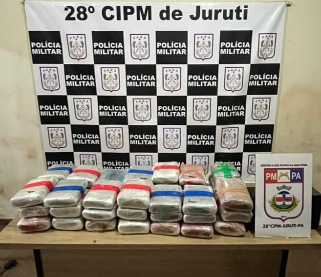 Operação Força Total apreende mais de 74 kg de drogas em embarcação no porto de Juruti