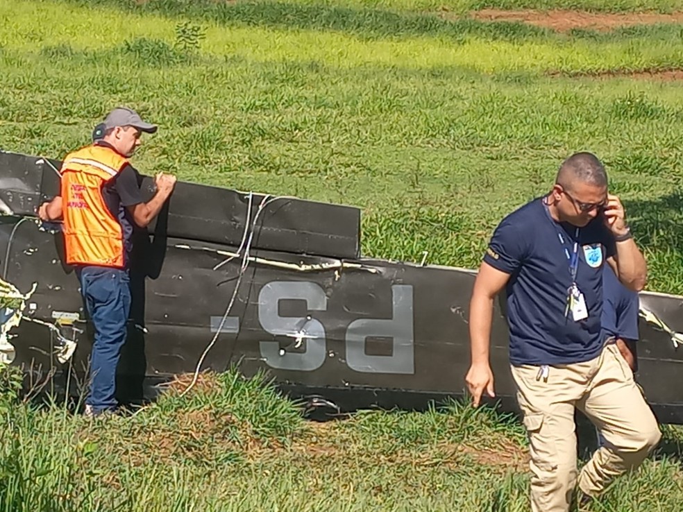 Seripa retoma captação de dados para investigar queda de avião que deixou 7 mortos em Itapeva, MG — Foto: Milton Guimarães/EPTV