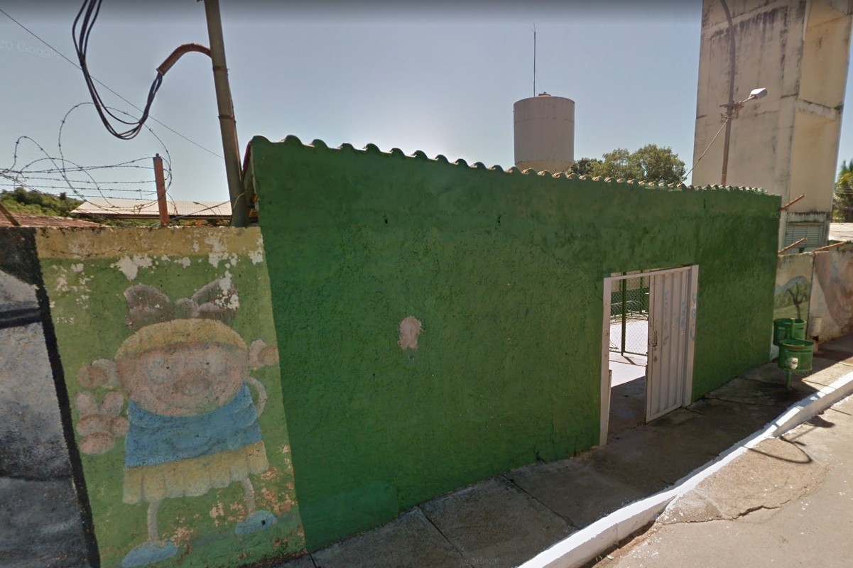 Criança de 11 anos é atacada por colega com canivete em escola do DF