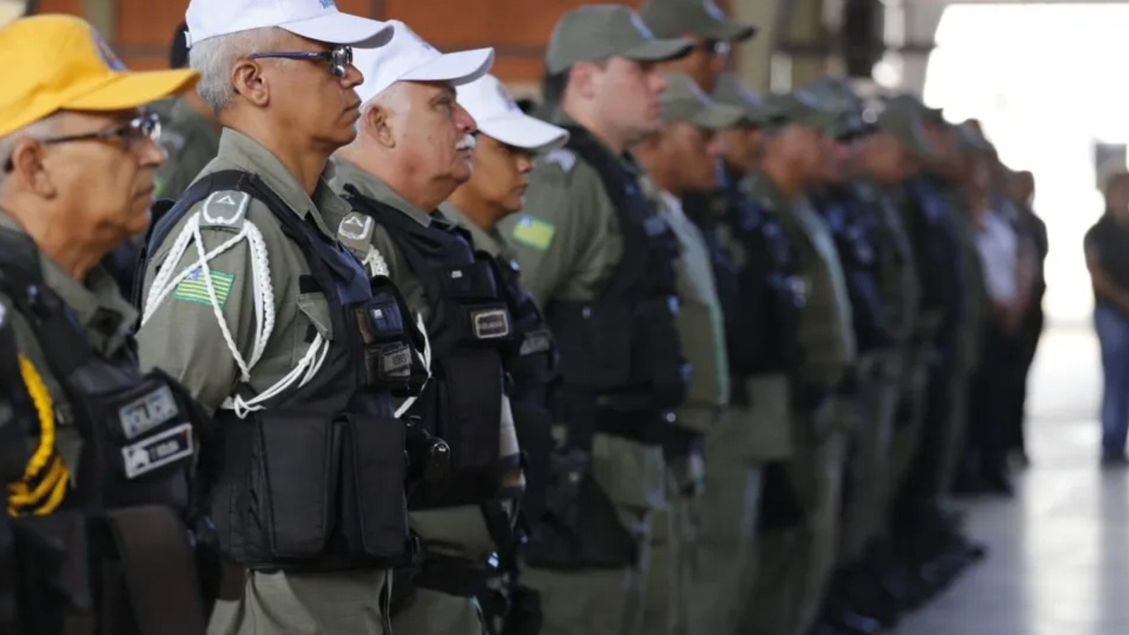 Governador autoriza concurso da PM com mais de 1 mil vagas no Piauí 