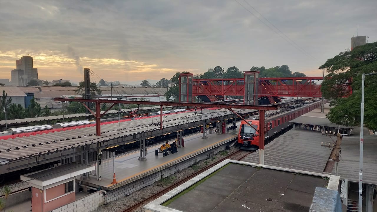 Estações do Alto Tietê passam a aceitar Pix na compra de bilhetes de trem