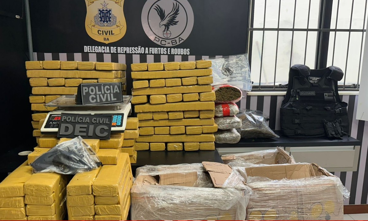 Polícia apreende mais de 200 kg de maconha em Feira de Santana