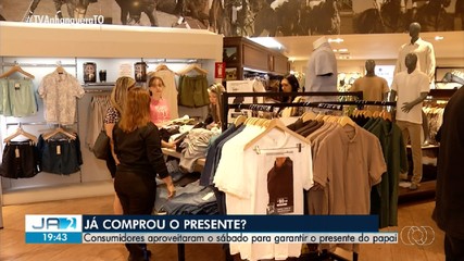 Palmenses aproveitam o dia para comprar o presente de Dia dos Pais