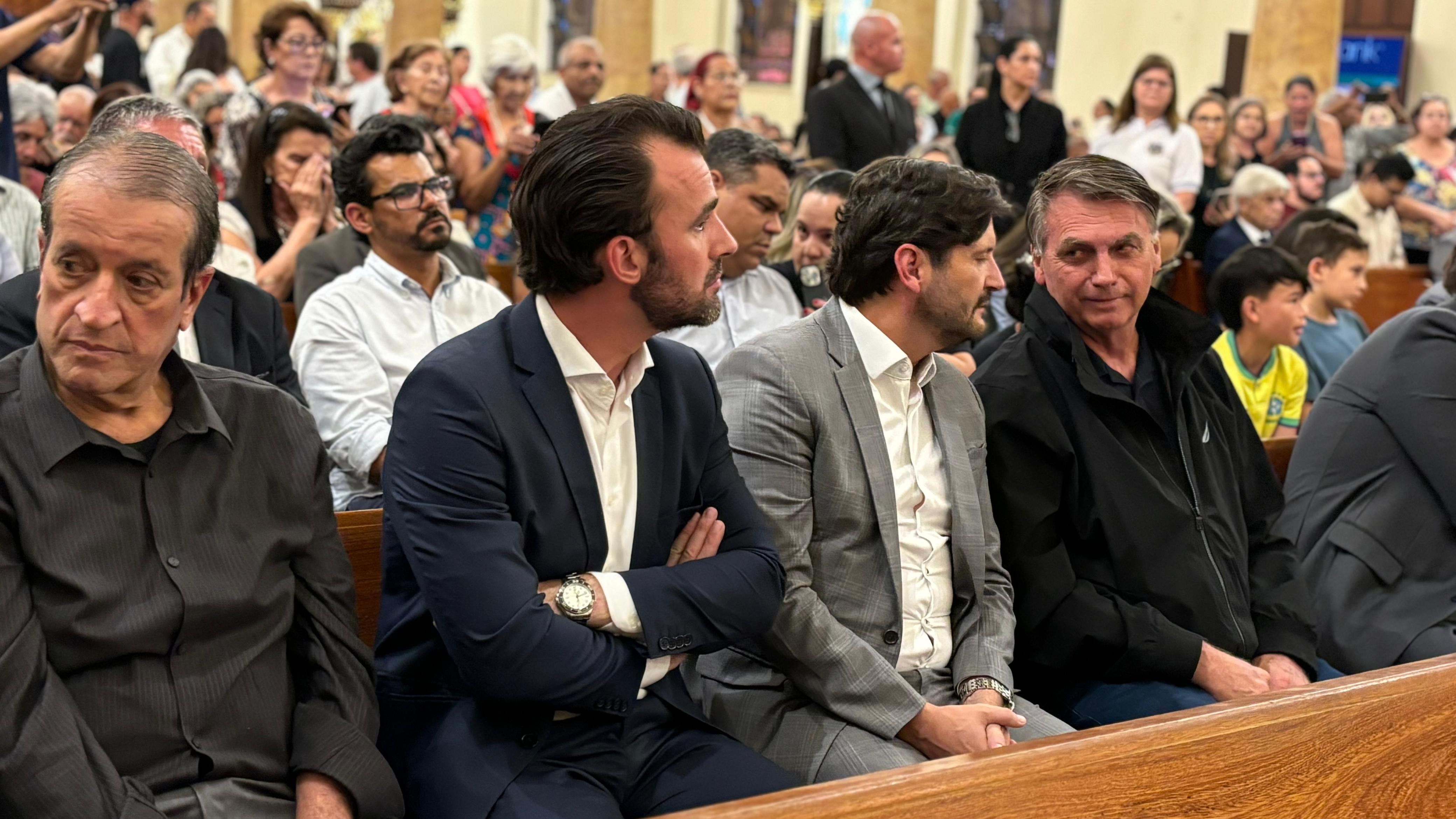 Valdemar pede ao STF fim da proibição de contato com Bolsonaro e liberação de relógios de luxo