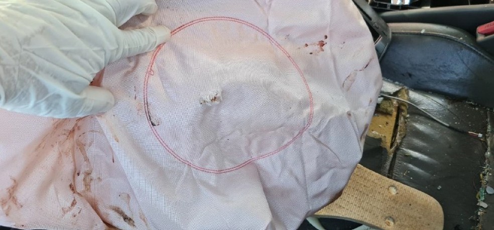 Motorista morre após ser atingido por airbag com falha em Vila Velha, Espírito Santo. — Foto: PCIES
