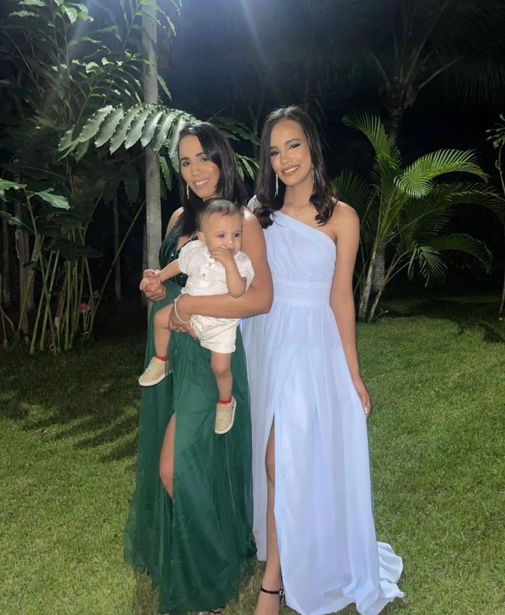 Mãe e filhos morrem em acidente na cidade de Belo Oriente — Foto: Arquivo pessoal/Redes sociais