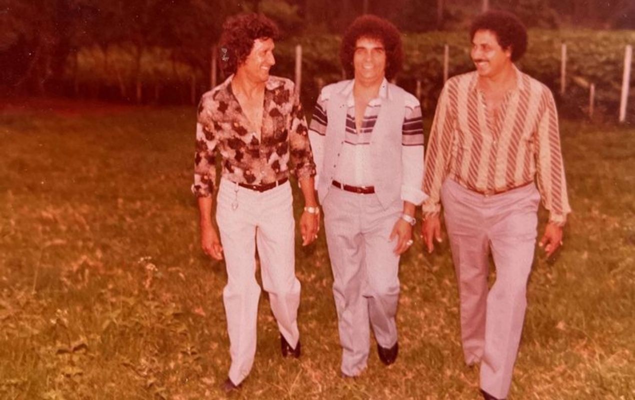 Do 'presságio' à separação: a queda de avião que mudou a história do Trio Parada Dura, ícone do sertanejo nos anos 1980 