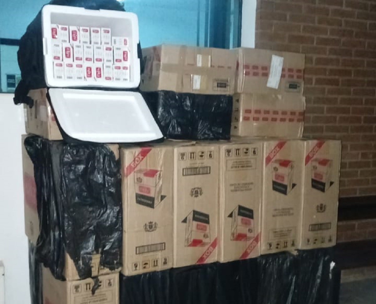 Polícia apreende 15 mil maços de cigarros contrabandeados em Sorocaba; suspeito foi preso