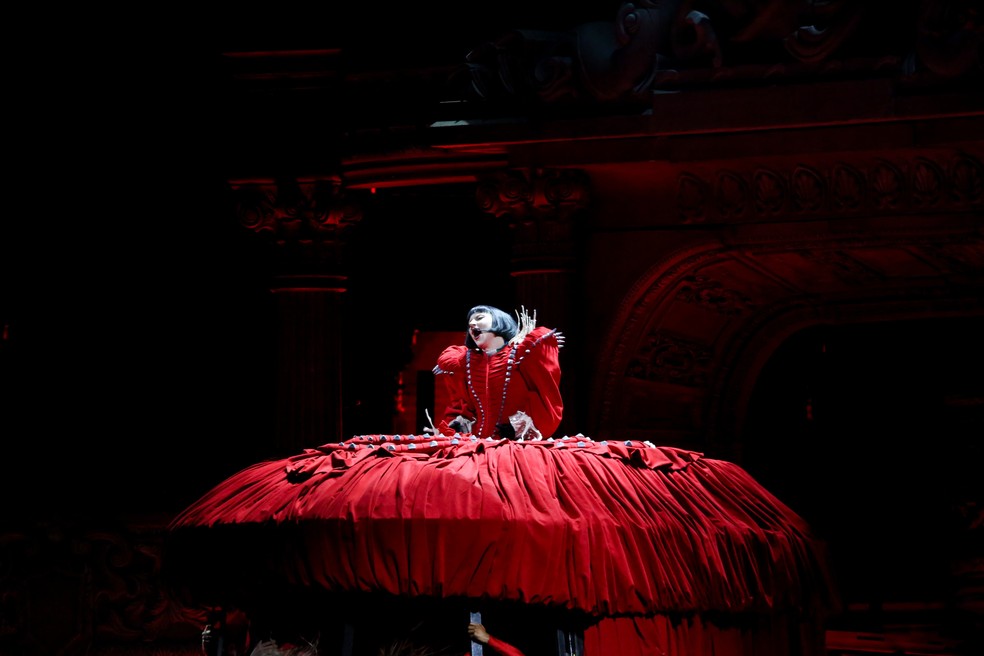 Lady Gaga faz show em Copacabana — Foto: Dilson Silva/ AgNews