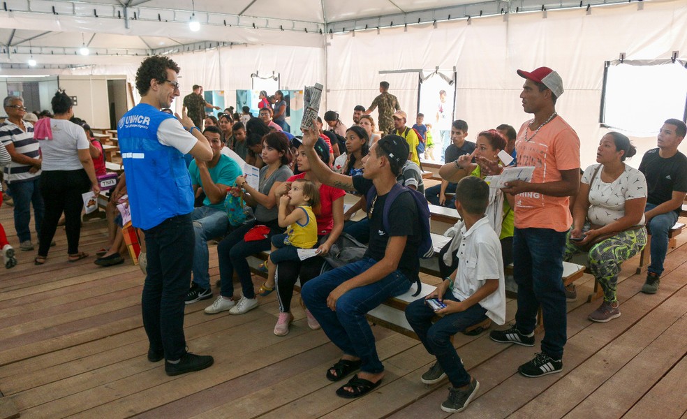 Refugiados e migrantes são atendidos em Posto de Interiorização e Triagem de Manaus — Foto: ACNUR Brasil/Alexandre Pereira