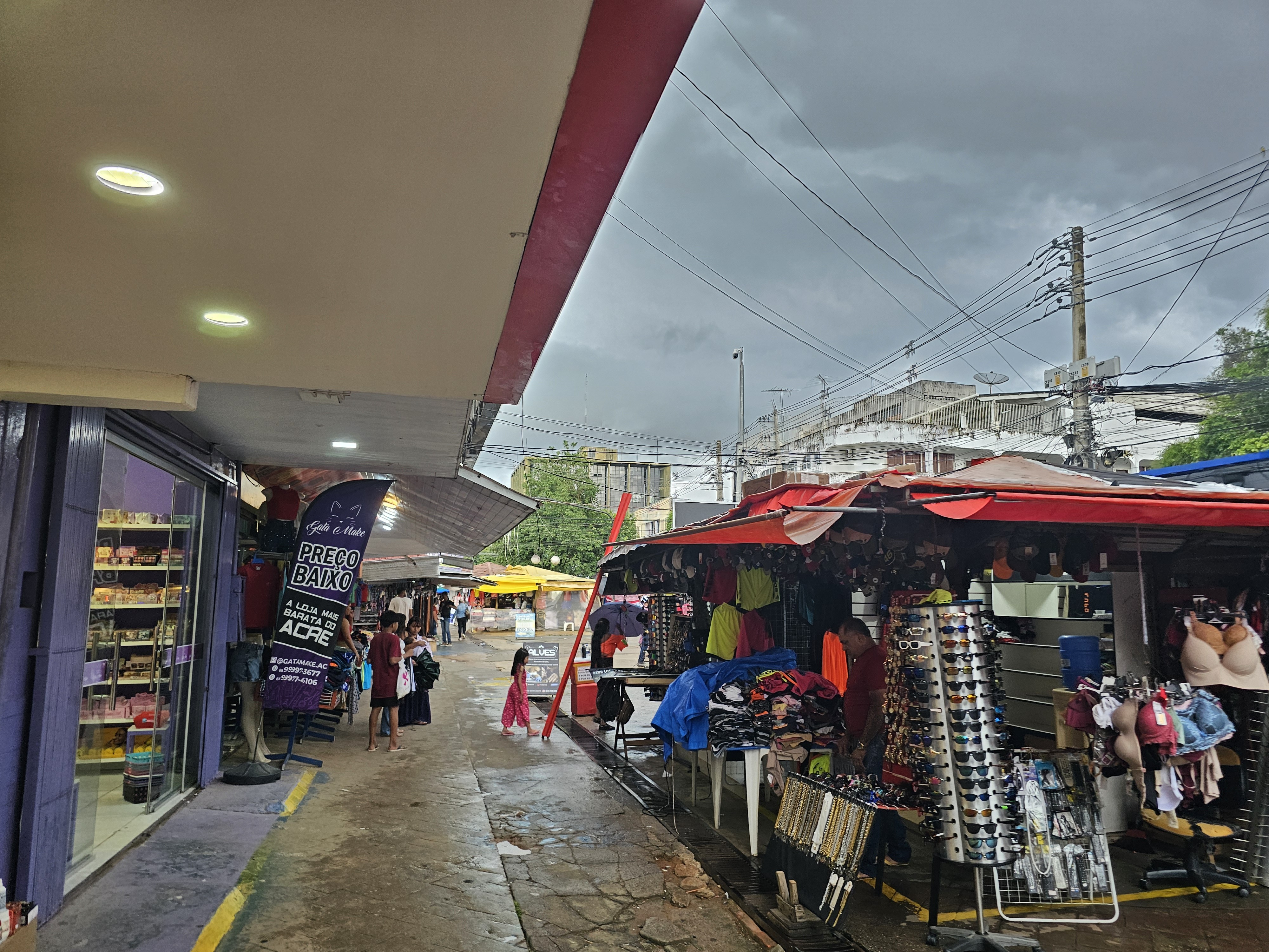 Veja o que abre e o que fecha na véspera e no feriado de Natal no Acre