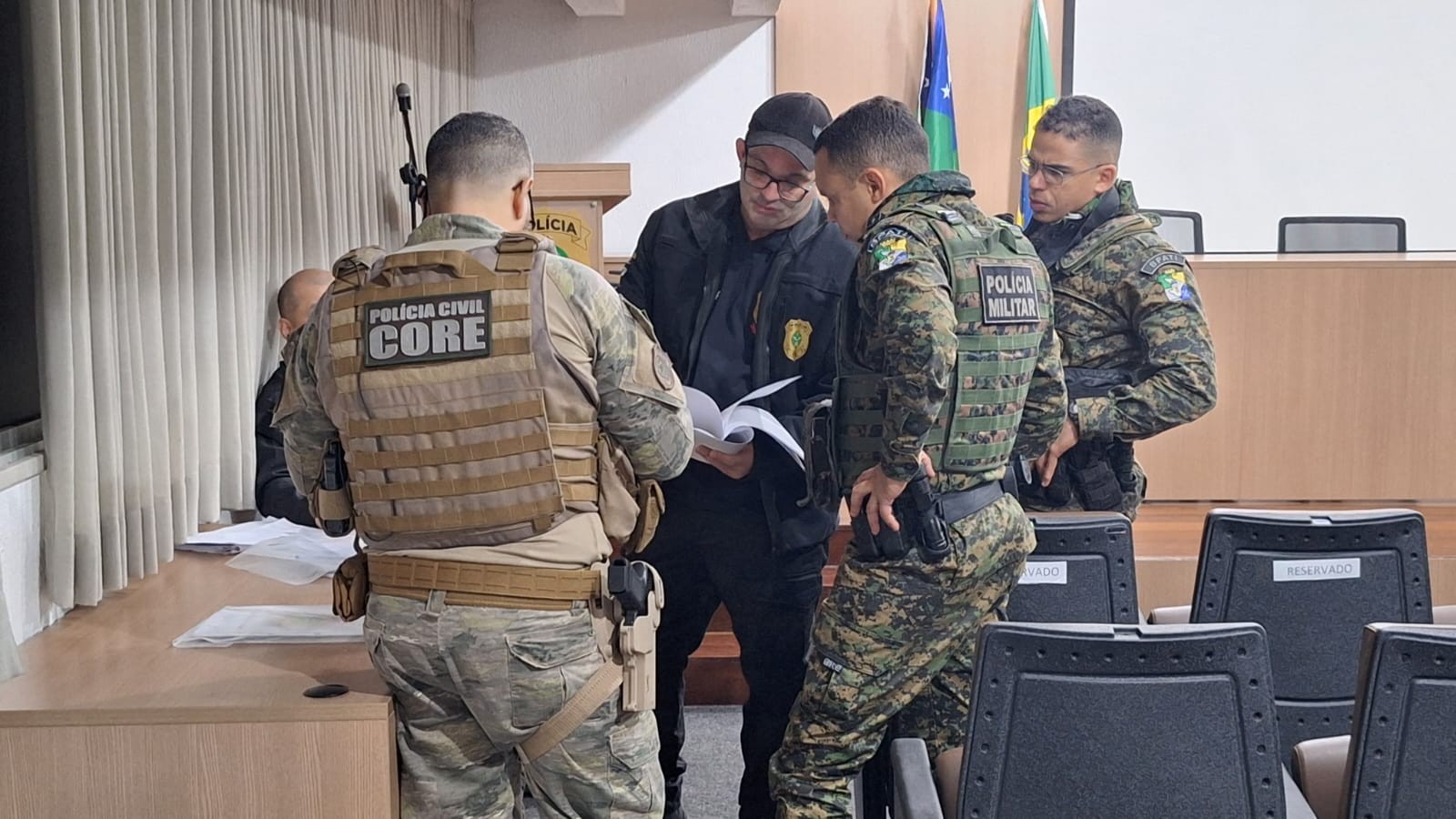 Polícia deflagra operação contra grupo criminoso envolvido em homicídios e tráfico de drogas em Itaporanga D'Ajuda e Salgado