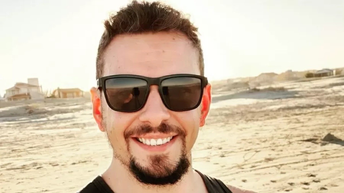 Trabalhador morre prensado por mais de 1 tonelada de peças de mármore enquanto atendia cliente em SC 