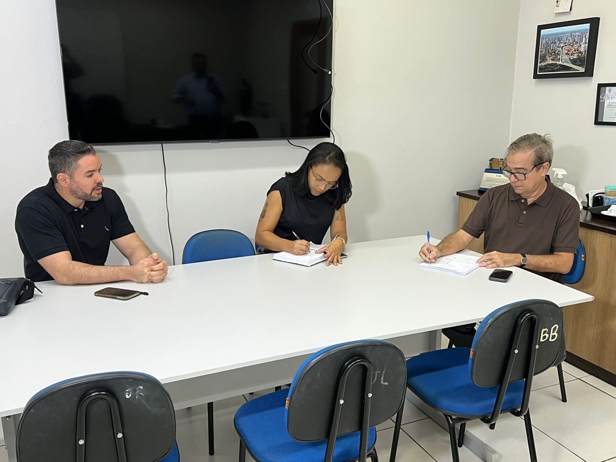 Coleta de lixo: Prefeitura de Teresina rompe contrato com empresa responsável pela Zona Sul e Sudeste